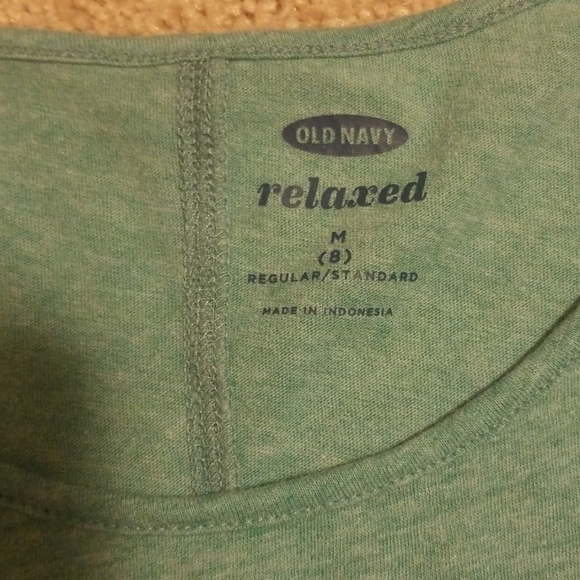 Bundle of 3 long sleeve high/low shirts - Picture 3 of 6